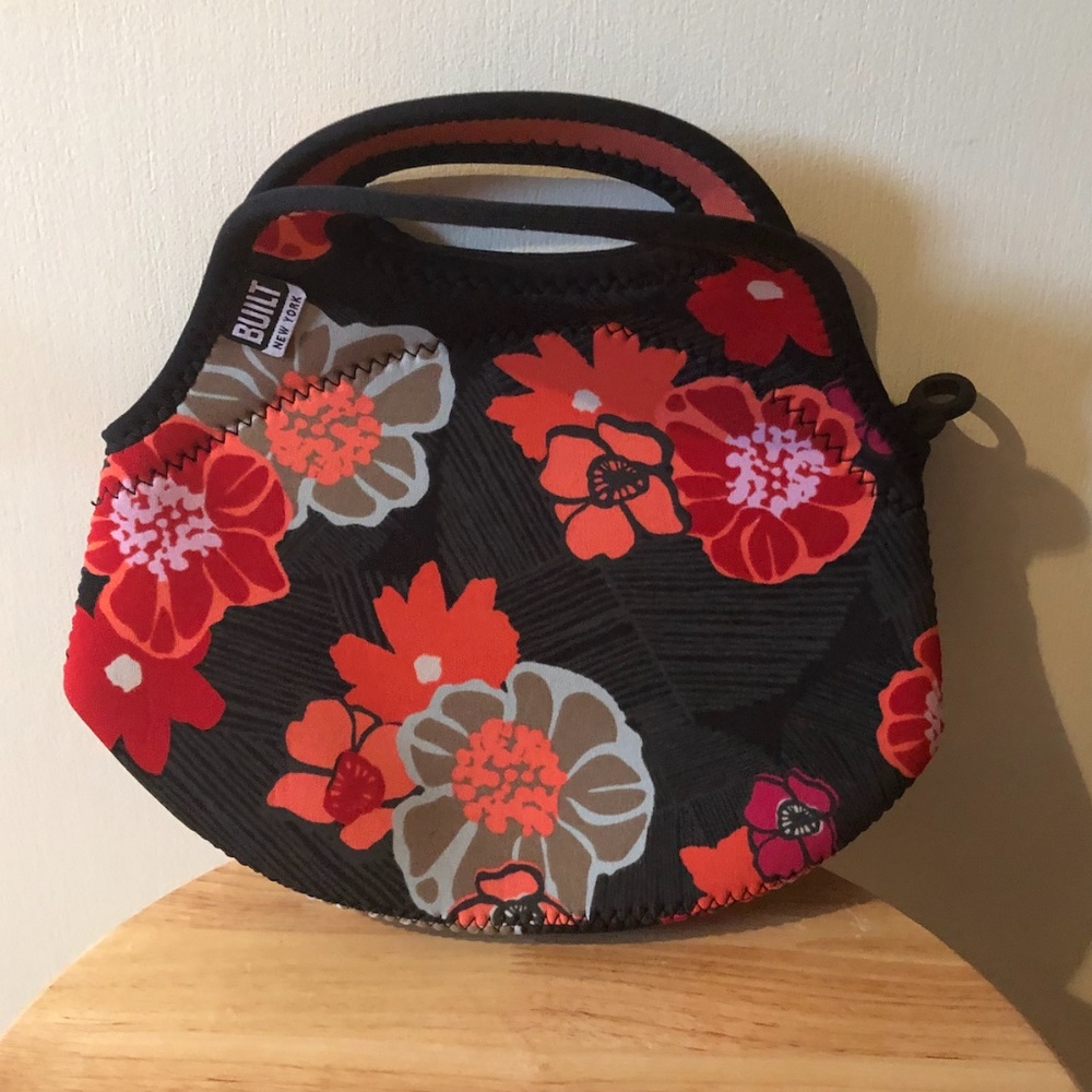 Built floral neoprene mini lunch / snack bag NWOT